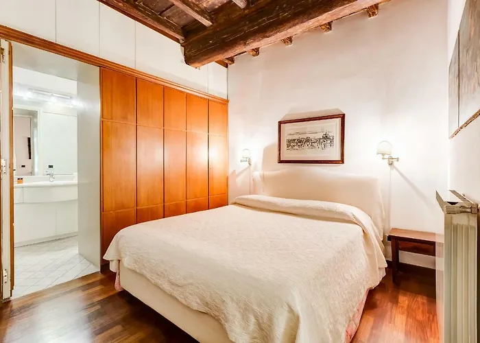 Diana-Spanish Steps House